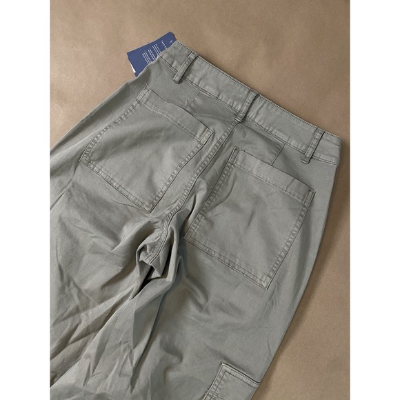 Universal Thread ( 0 ) Olive Mid-Rise Barrel Leg Utility Cargo Pants Women - Picture 10 of 13